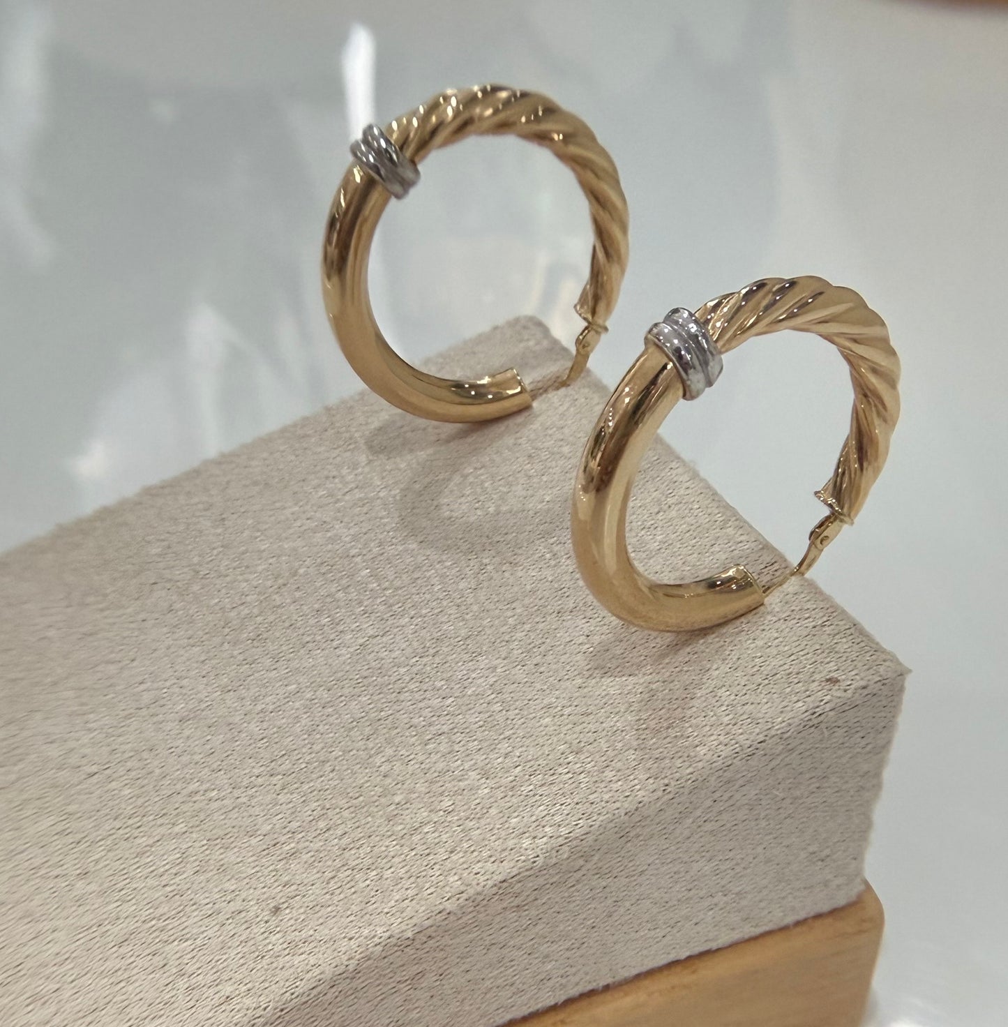 Gold Rings Venezia Gold Collection – Italian Fabric – 3.58g