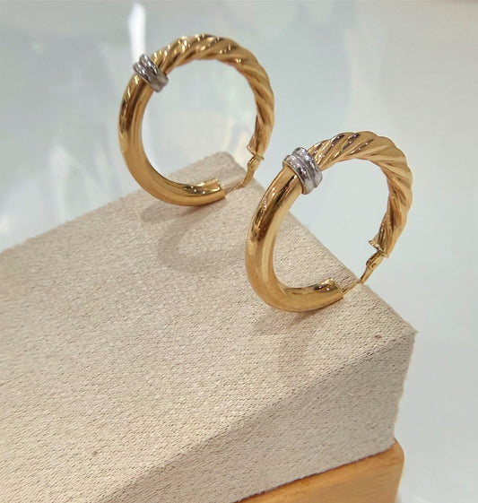 Gold Rings Venezia Gold Collection – Italian Fabric – 3.58g