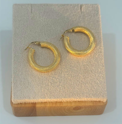 Verona Collection Gold Rings – Special Texture – 2.70g