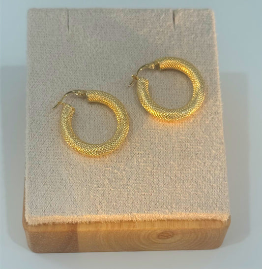 Verona Collection Gold Rings – Special Texture – 2.70g